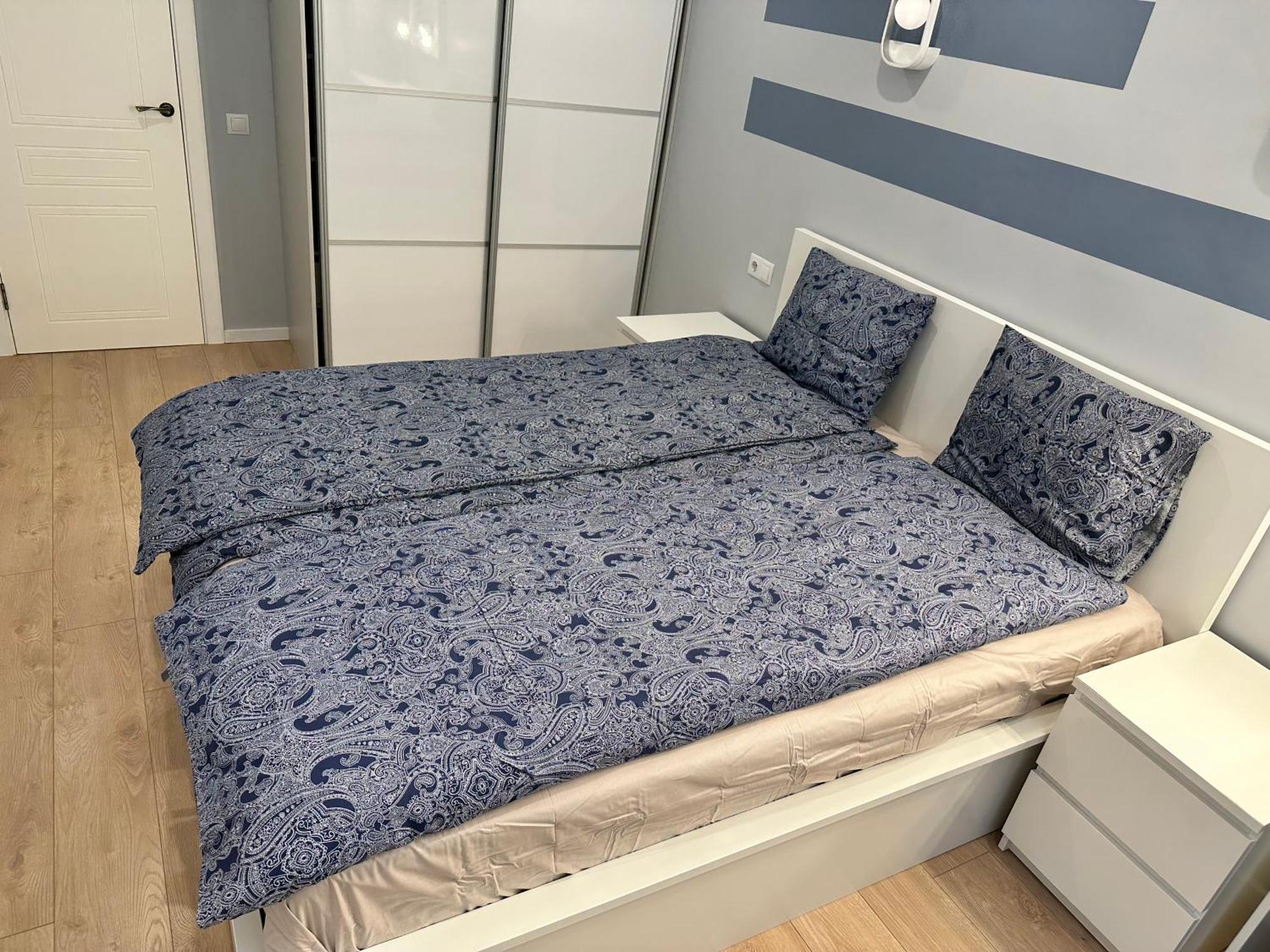 Parkside Escape: Stylish 1-Br Lejlighed Riga Eksteriør billede